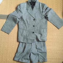 スーツ  130のサムネイル