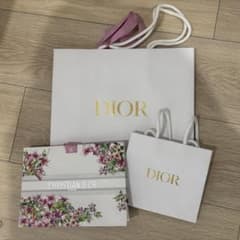 Dior ショッパーのサムネイル