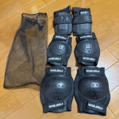 WIN.MAX プロテクターセット ブラック　ストライダー　自転車　幼児　キッズのサムネイル