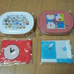 ドラえもんランチbox　バンダナのセットのサムネイル