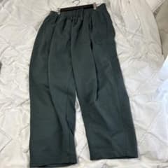 UNIQLOスウェットギャザーパンツのサムネイル