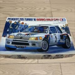 ［未組み立て］タミヤ 1/24 プジョー205ターボ16 ワークスラリーカーのサムネイル
