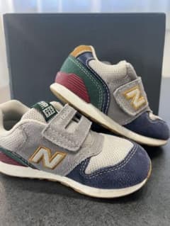 New Balance 996 スニーカー ベルクロ 15.5cmのサムネイル