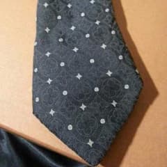 正規品 ルイヴィトン グレー規則柄 ネクタイのサムネイル