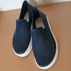 crocs スリップオンスニーカー シティレーン ロカのサムネイル