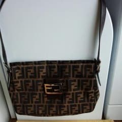 ❤【FENDI　ショルダーバック】❤のサムネイル