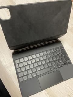 【シルバーバック様専用】iPad 11インチ Magic keyboardのサムネイル