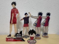 ハイキュー　黒尾鉄朗　アクスタ　カード　シール　缶バッジのサムネイル