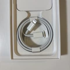 iPhone Lightning 純正 充電コードのサムネイル