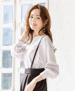 新品 星玲奈コラボ コンパクトプルオーバー 淡紫のサムネイル