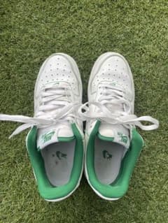 NIKE エアフォース1のサムネイル