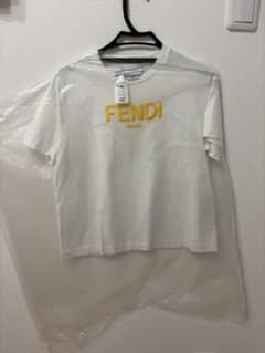 【美品】FENDI ロゴプリント 半袖Tシャツ クリーム FENDI（フェンディ） FENDI KIDS キッズ Tシャツ JUI202 7AJ