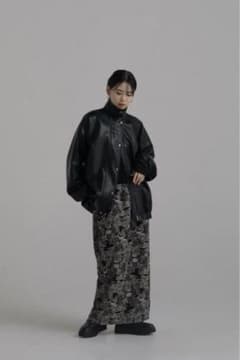 【新品未使用】louren cut jacquard cocoon skirtのサムネイル
