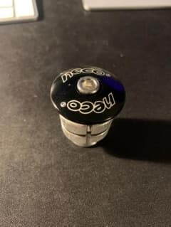 neco プレッシャープラグ 18mm C286G コラムキャップ ボルトセットのサムネイル