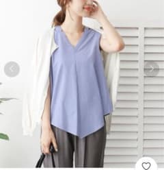 URBAN RESEARCH DOORS ノースリーブフレアブラウスのサムネイル