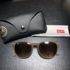 RayBan レイバンサングラス ベージュのサムネイル