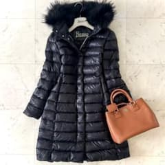 【極美品】ヘルノ ダウンコート 2way ファー取り外し可 黒 ロング 42 HERNO（ヘルノ） フェイクファー取り外し フルジップ ダウンコート