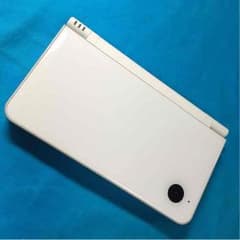 ニンテンドーDSI LL 新品 美品 オマケ多数のサムネイル