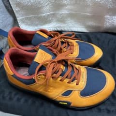 とても軽くて普段は２７.5を履きます。のサムネイル