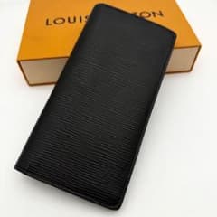 新型❣使用わずか❣ヴィトン エピ ポルトフォイユ ブラザ 長財布 黒 美品】ルイヴィトン エピ ポルトフォイユ ブラザ ノワール 黒 長財布