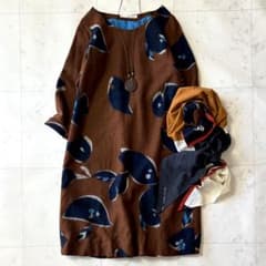 極美品 パラスパレス 大柄インディゴリーフ柄 裾バルーン ワンピース ウール 茶 極美品 パラスパレス 大柄インディゴリーフ柄 裾バルーン ワンピース