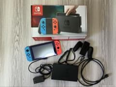 【美品】Nintendo Switch 本体 青/赤 Joy-Conのサムネイル