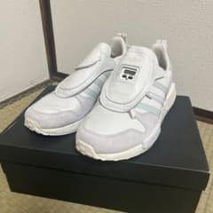 R*u様 【新品未使用】adidas マイクロペーサー×R1 26cm ホワイトのサムネイル