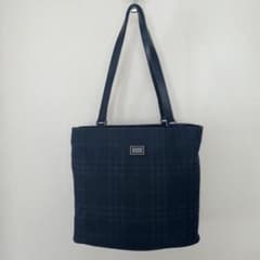 ☆値下げ☆BURBERRY LONDON ショルダーバッグ　黒のサムネイル