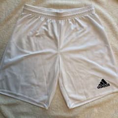adidas 白 ハーフパンツ 160サッカーパンツのサムネイル