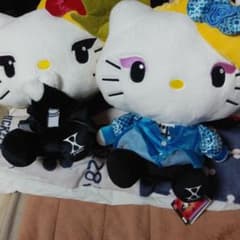 YOSHIKITTYビックぬいぐるみのサムネイル