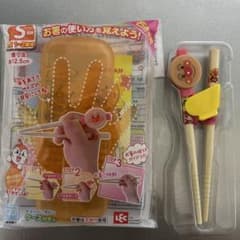 お値下げ   アンパンマン　持ちかた覚え箸　補助箸　練習【収納ケース付】のサムネイル