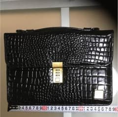 VALENTINO  セカンドバッグのサムネイル
