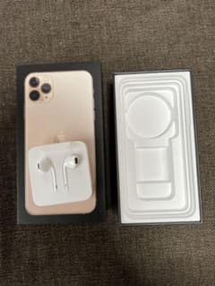 アリスさん専用iPhone11Pro max 空箱と純正イヤホンのサムネイル