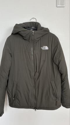 THE NORTH FACE ダウンジャケット カーキのサムネイル