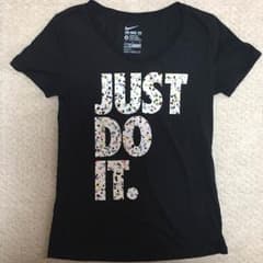 【りーるー様専用】NIKE Ｔシャツのサムネイル