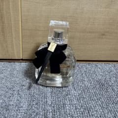 Yves Saint Laurent モン パリ オーデパルファム 30mLのサムネイル