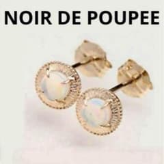 NOIR DE POUPEE】K10 オパール ラウンドカットスタッドピアス - メルカリ
