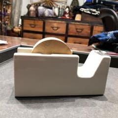 テープカッターのサムネイル