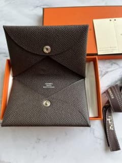 お値下げ✨エルメス HERMES カルヴィ Calvi ショコラのサムネイル