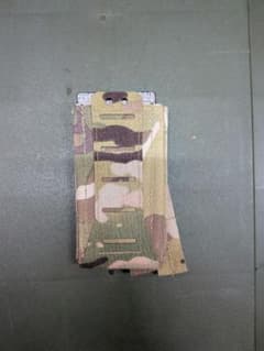 UNOBTAINIUM GEAR SLEDS M4 MAGAZINE POUCHのサムネイル