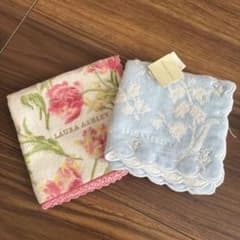 LAURA ASHLEY タオルハンカチ 2枚セット 新品のサムネイル