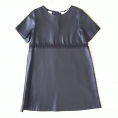 ZARA　ブラック ワンピース