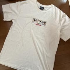 Crayon Shin-chan T-shirt with keychain