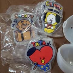 BTS  BT21カプセルラバーマスコットTATA CHIMMY SHOOKYのサムネイル