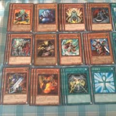 【エト様専用】遊戯王 Xセイバーデッキのサムネイル