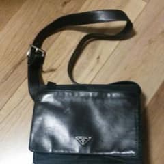 値下げ!PRADA　ポシェットのサムネイル