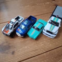 Hot Wheels他 人気　レア　ミニカーまとめ売り44台 Hot Wheels 他 ミニカー 4台セット - メルカリ
