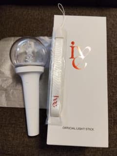 IVE OFFICIAL LIGHT STICK　ペンライトのサムネイル