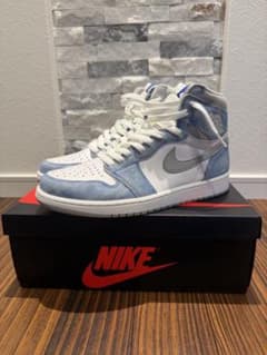 NIKE AIR JORDAN 1 HIGH OG "HYPER ROYAL"のサムネイル