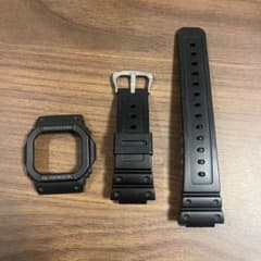 【美品】G-SHOCK gw-m5610 純正ベゼル・ベルトセットのサムネイル